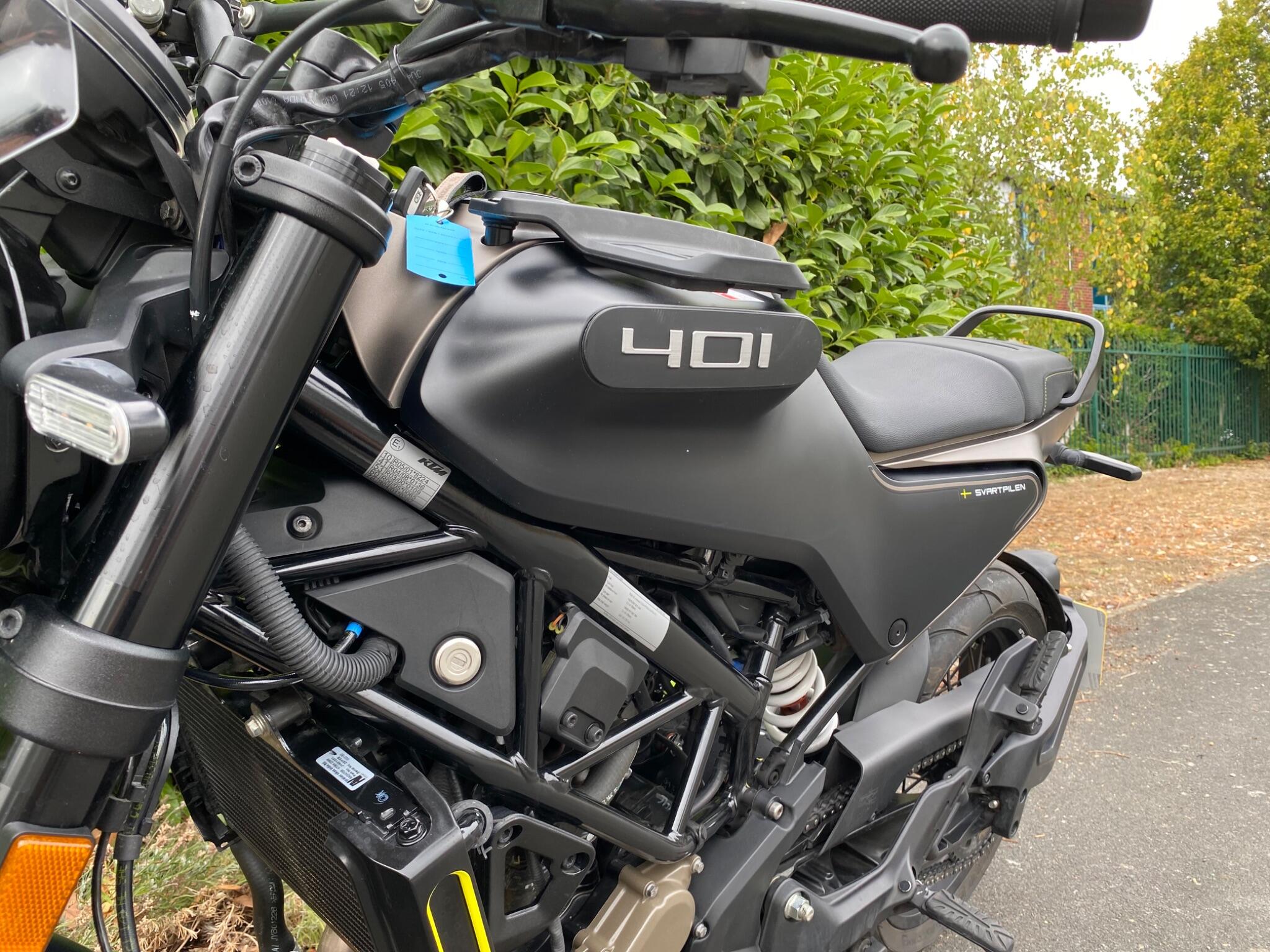 2022 72 Reg Husqvarna Svartpilen 401